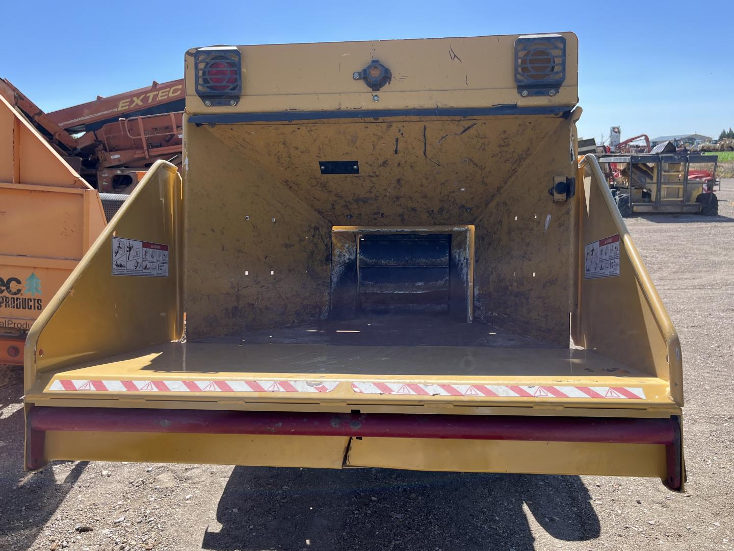 ./imagenes/INVOICE/2019/18165/TRITURADORA DE RAMAS BC1000 XL VERMEER (20).JPG